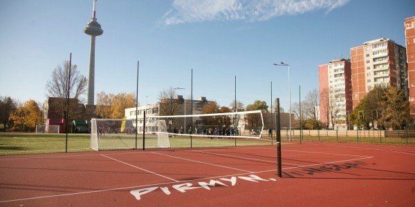 KAROLINIŠKĖS GYMNASIUM